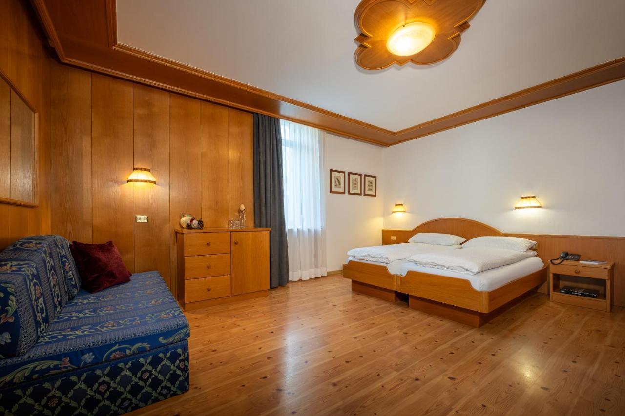 Hotel Vioz เปอิโอโฟนติ ภายนอก รูปภาพ