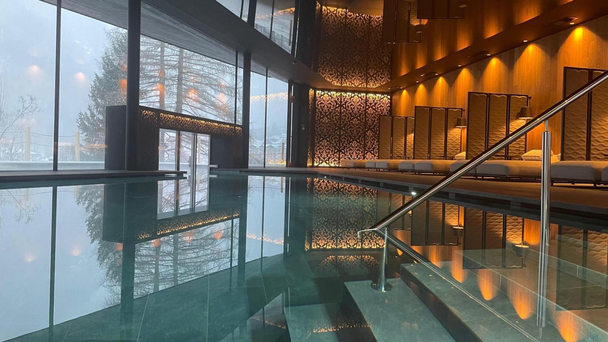 Hotel Vioz เปอิโอโฟนติ ภายนอก รูปภาพ
