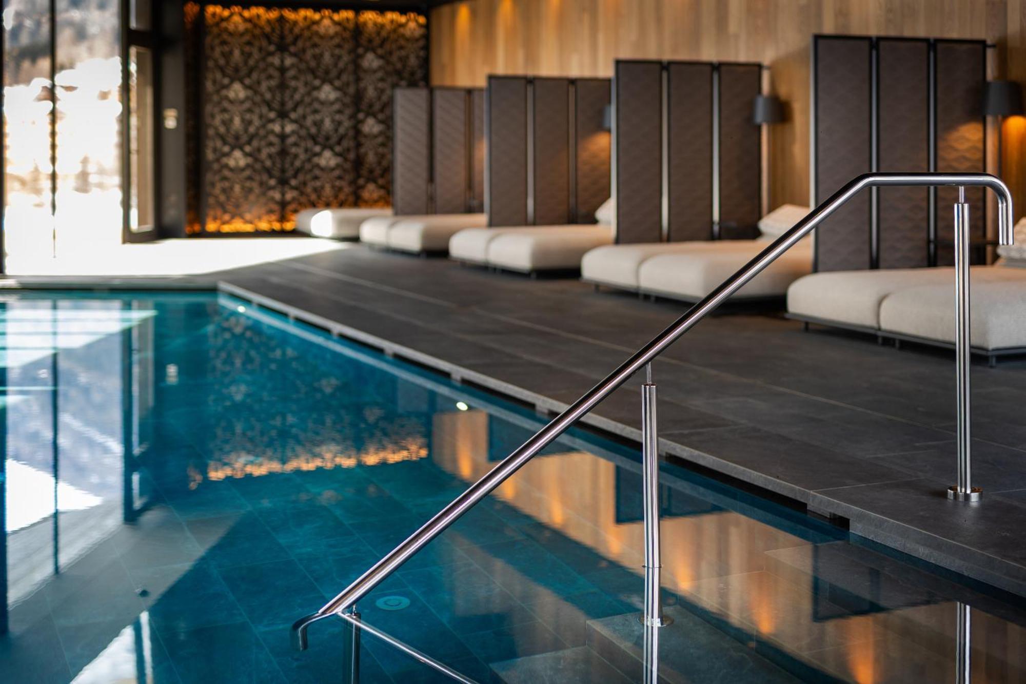 Hotel Vioz เปอิโอโฟนติ ภายนอก รูปภาพ