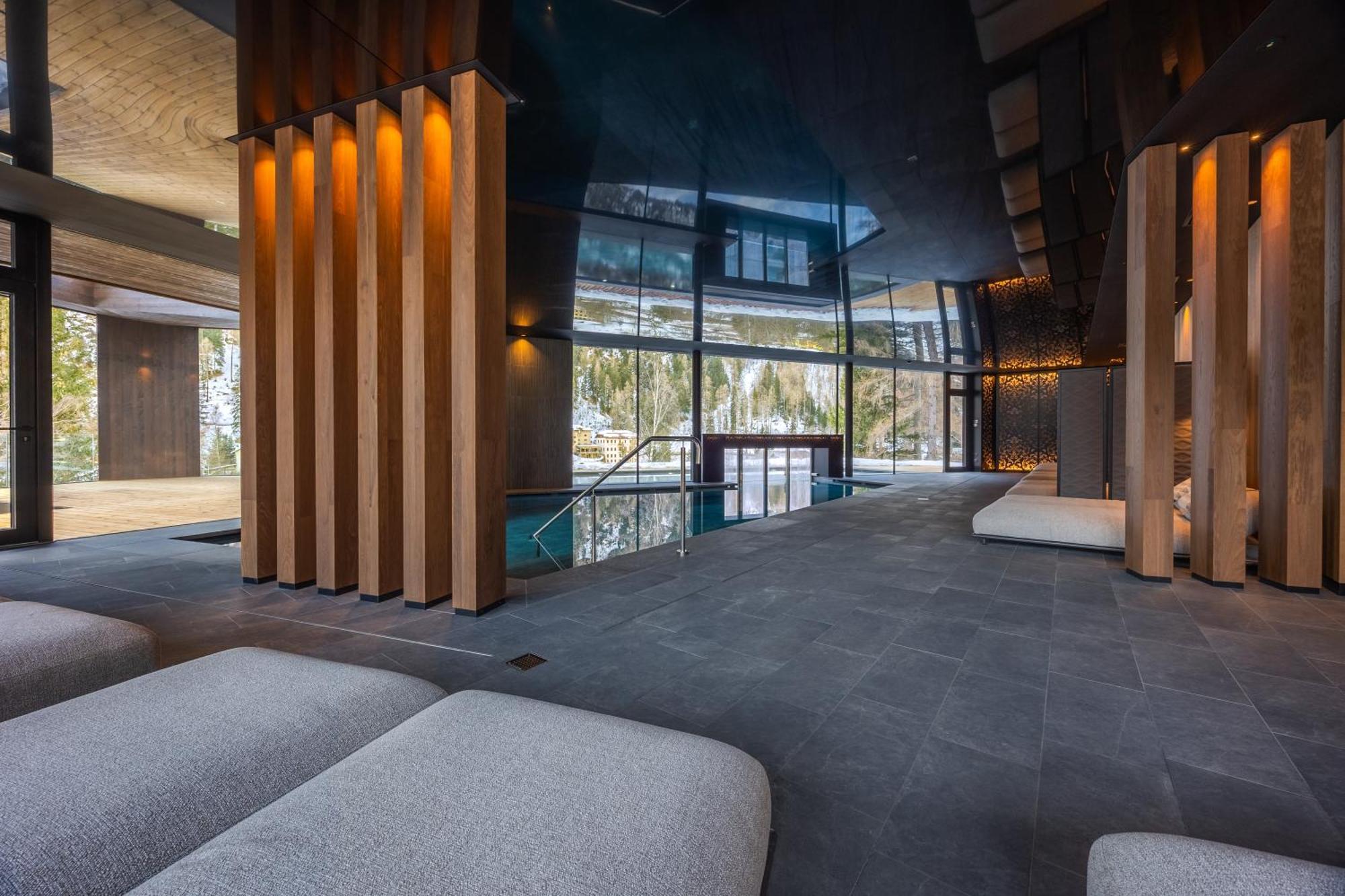Hotel Vioz เปอิโอโฟนติ ภายนอก รูปภาพ