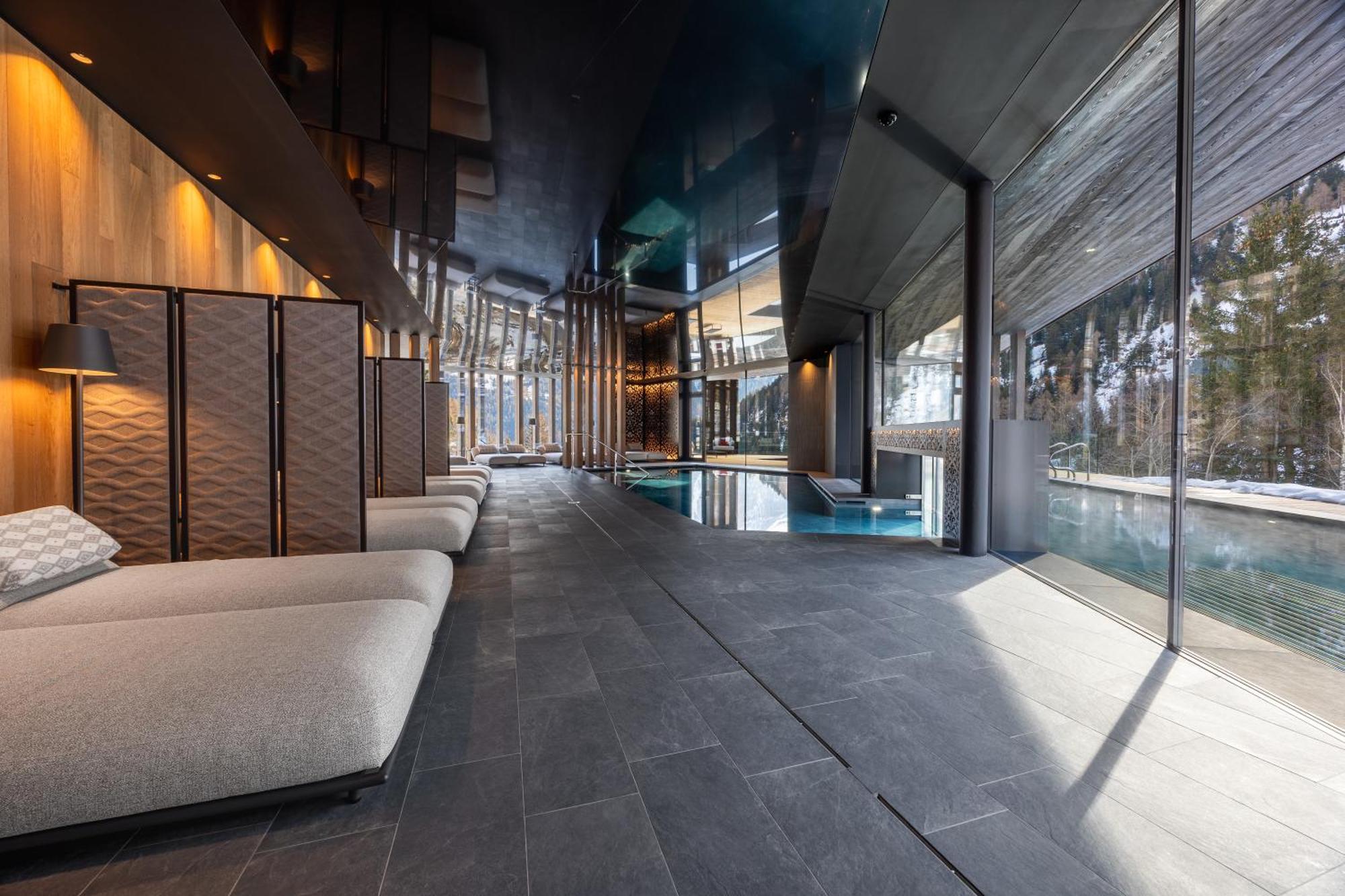 Hotel Vioz เปอิโอโฟนติ ภายนอก รูปภาพ